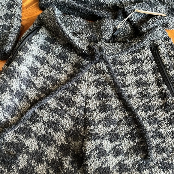 Skims Cozy Unisex S / M Pullover Top & Jogger Set Onyx Houndstooth NEW NWT - Picture 11 of 16